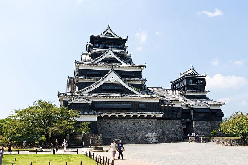 Plik:Zamek-Kumamoto.jpg